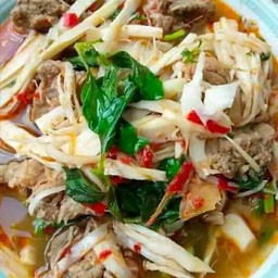 แกงหน่อไม้ดอง(แบบไทยๆ)