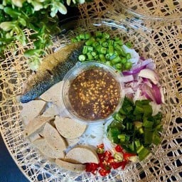 ยำขนมจีน by Lamoon บางกร่าง