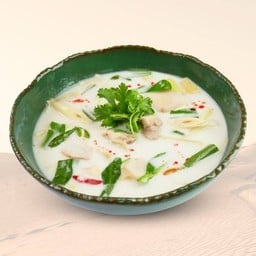 ต้มข่าไก่หัวปลี