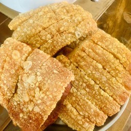 ป้าหงส์-หมูกรอบ 🐷😋