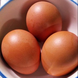 ไข่ไก่ต้ม ( 3 ใบ )