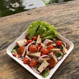 ยำหมูยอไข่แดงเค็ม