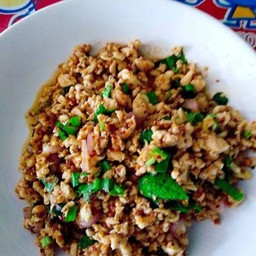 ข้าวลาบไก่อีสาน