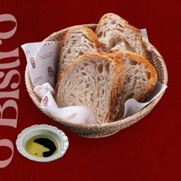 Sourdough with Olive Oli and Balsamic