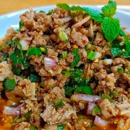 ลาบเนื้อ