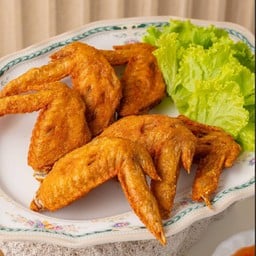 ปีกไก่ทอดน้ำปลา
