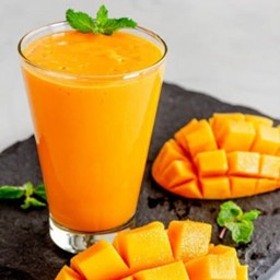 MANGO LASSI ลาซซี่มะม่วง