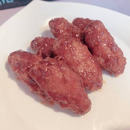 ปีกไก่ชุบแป้งทอดซอสบาร์บีคิว