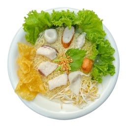 ก๋วยเตี๋ยวลูกชิ้นรวม+ ปลากะพง