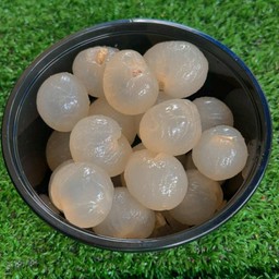 ลำไยหวานๆแกะเปลือกใส่กล่องพร้อมทาน