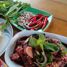 ร้านก๋วยเตี๋ยว โกเด้ง  โฮเด้ง  เนื้อตุ๋น  หมูตุ๋น  เป็ดอาหารตามสั่ง  นายต๋อม