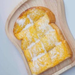 ขนมปังปิ้งเนย+น้ำตาล
