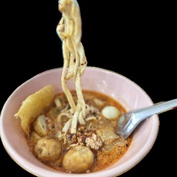 ก๋วยเตี๋ยว ต้มยำน้ำข้น