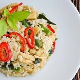 ข้าวผัดแกงเขียวหวานไก่