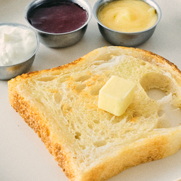Soft toast sourdough-Jam