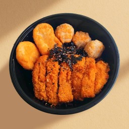 (ประกาศปิดร้าน ขายวันสุดท้ายที่ 16 หรือจนของหมด มาม่า 1 ถ้วย แถมบุกกุ้ง) มาม่าเผ็ด ไก่ทอดหม้ออบ