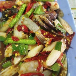 ส้มตำยำแซ่บ