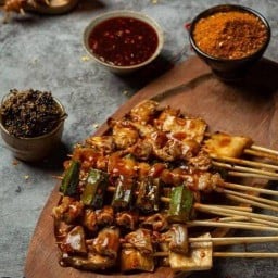 หม่าล่า No4. หมู่บ้านมโนรมย์ 4