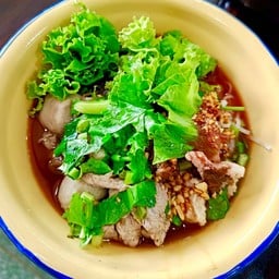 รสละมุน ก๋วยเตี๋ยวน้ำแดงสูตรโบราณ ราชบุรี