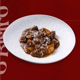 Potato Ricotta Tortellini with Braised Beef in Red Wine Sauce