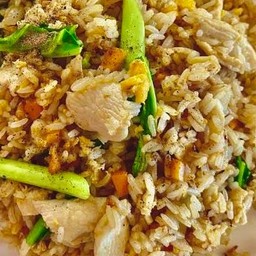 ข้าววผัดไก่
