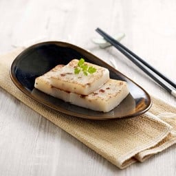 A13 ขนมผักกาด (3 ชิ้น) (มีส่วนผสมของกุ้ง)