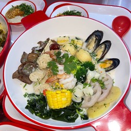 หม่าล่าทั่ง ซุปกระดูกหมูเข้มข้น