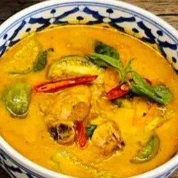 แกงเผ็ดไก่