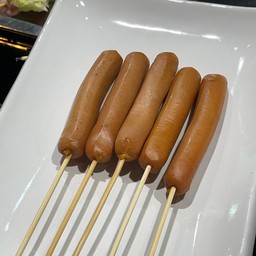 ไส้กรอกหนังกรอบ