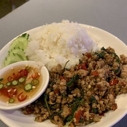 ข้าวกะเพราหมู