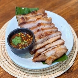 Grilled Pork Neck with Spicy Jaew Sauce คอหมูย่างซอสแจ่ว