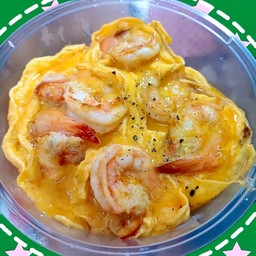 ข้าวไข่ข้นหน้ากุ้งเด้งๆ