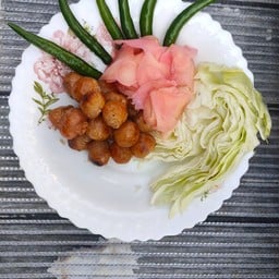 ไส้กรอกอีสานปทุมวิลเลจ