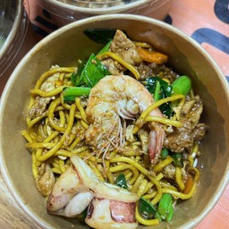 หมี่เหลืองผัดซีอิ๊วรวม