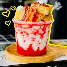 ปังเย็นนมสดสตอเบอร์รี่