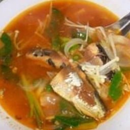 ต้มยำปลากระป๋อง