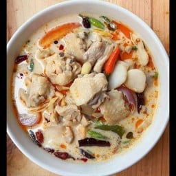 ต้มข่าไก่