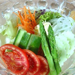 สลัดผักรวม