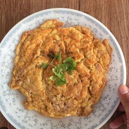 ไข่เจียวหูมสับเป็นกับข้าว