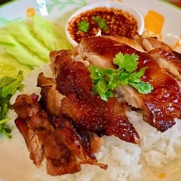 ข้าวไก่อบน้ำผึ้ง