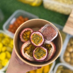 เสาวรสพร้อมพริกเกลือ