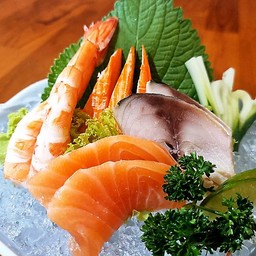 ปลาดิบรวม 4อย่าง