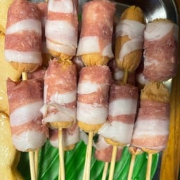 ไส้กรอกพันเบคอน