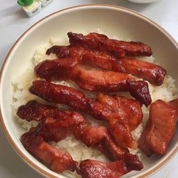 ข้าวเนื้อทอด