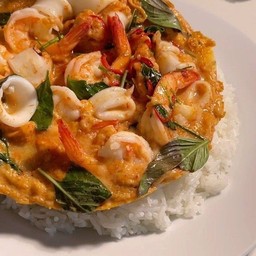 ข้าวไข่ข้นห่อหมกทะเล