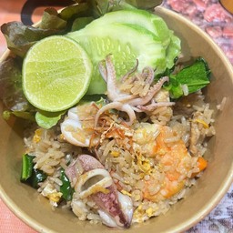 ข้าวผัดรวมมิตร