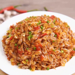 กุ้งฝอยคั่วพริกเกลือ