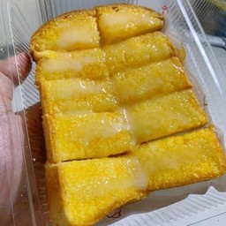 ขนมปังปิ้ง&ผลไม้พร้อมทาน