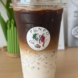 ลาเต้เย็นพรีเมียม (Iced Latte Premium  Large 22 oz)