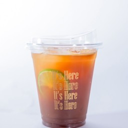 Yuzu Honey Americano (อเมริกาโน ส้มยูซึผสมน้ำผึ้ง)